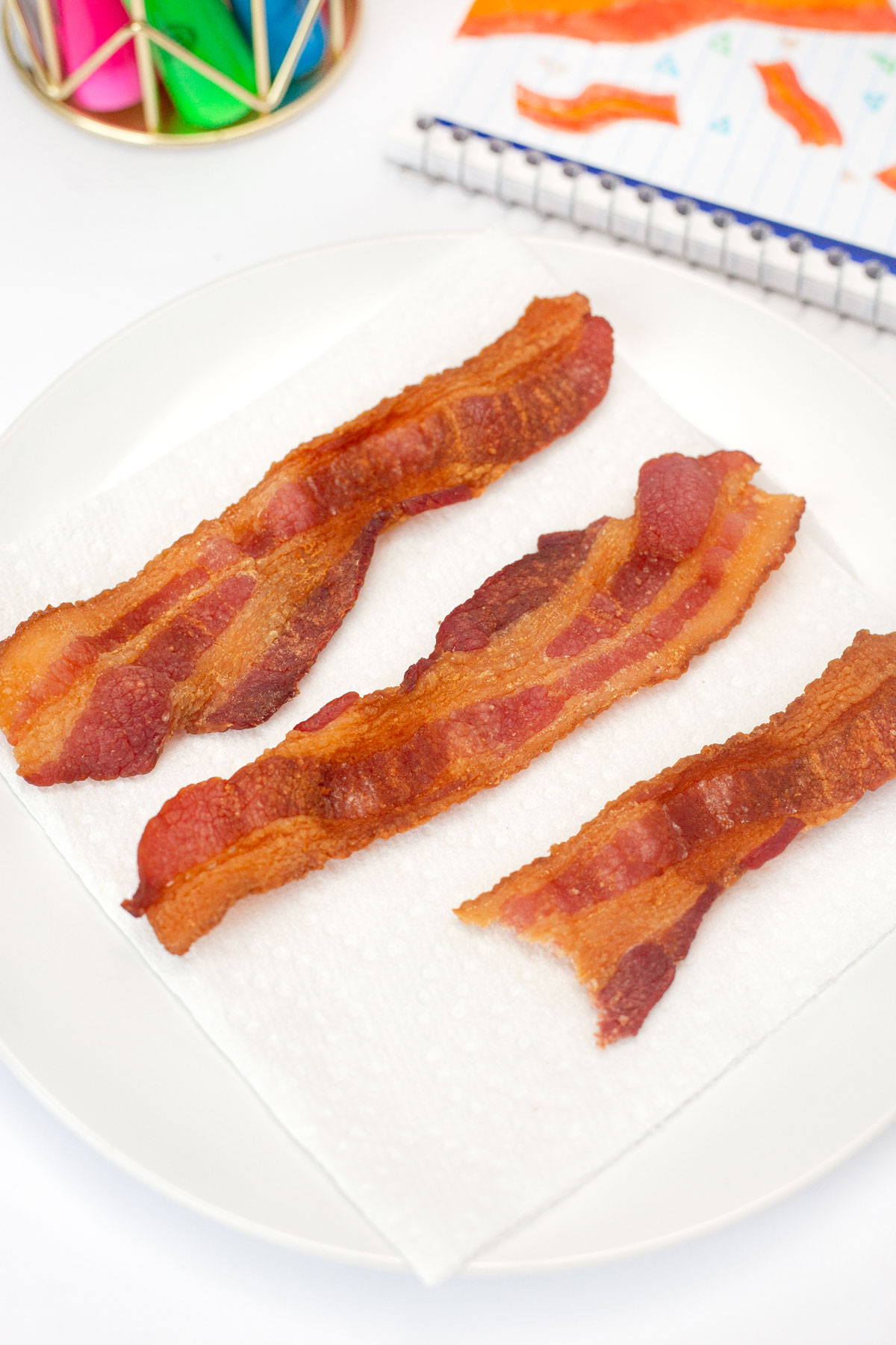 Microwave Bacon on plate after cooking